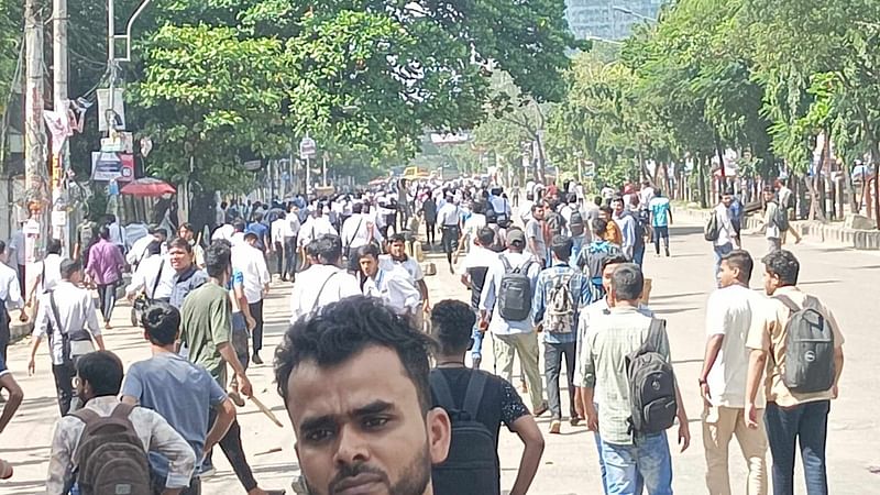 Clash broke out between students of Dhaka College and Ideal College in Dhaka on 10 September 2024